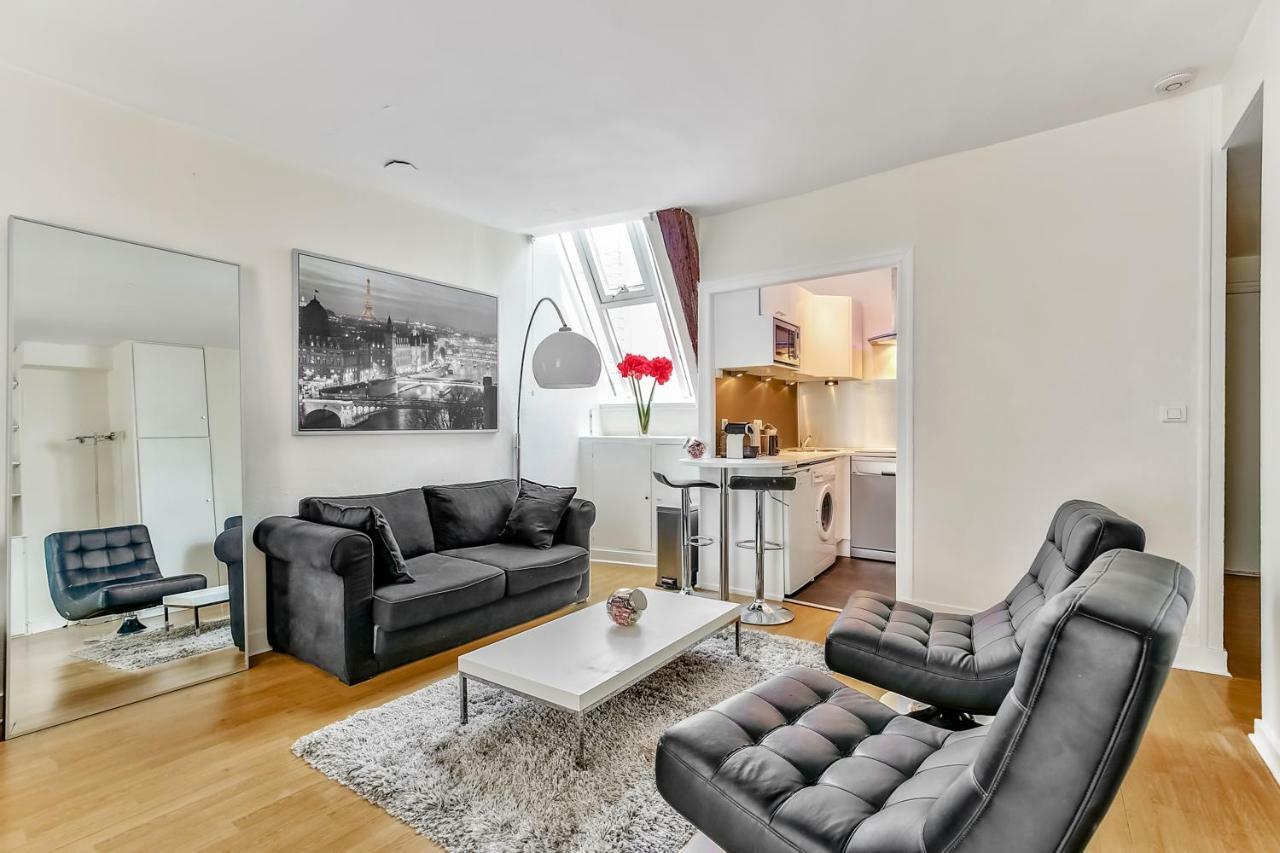 פריז Love Nest In Saint-Michel מראה חיצוני תמונה