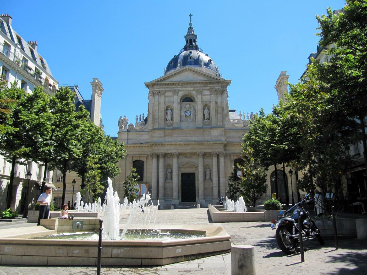 פריז Love Nest In Saint-Michel מראה חיצוני תמונה